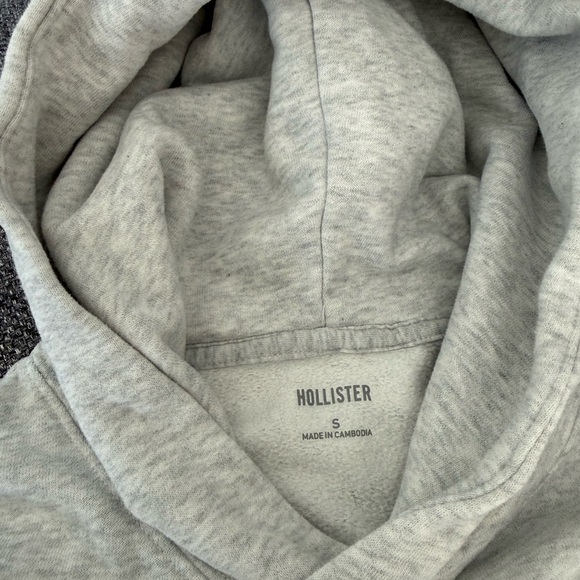 Hollister Light Gray Hoodie - Picture 4 of 5